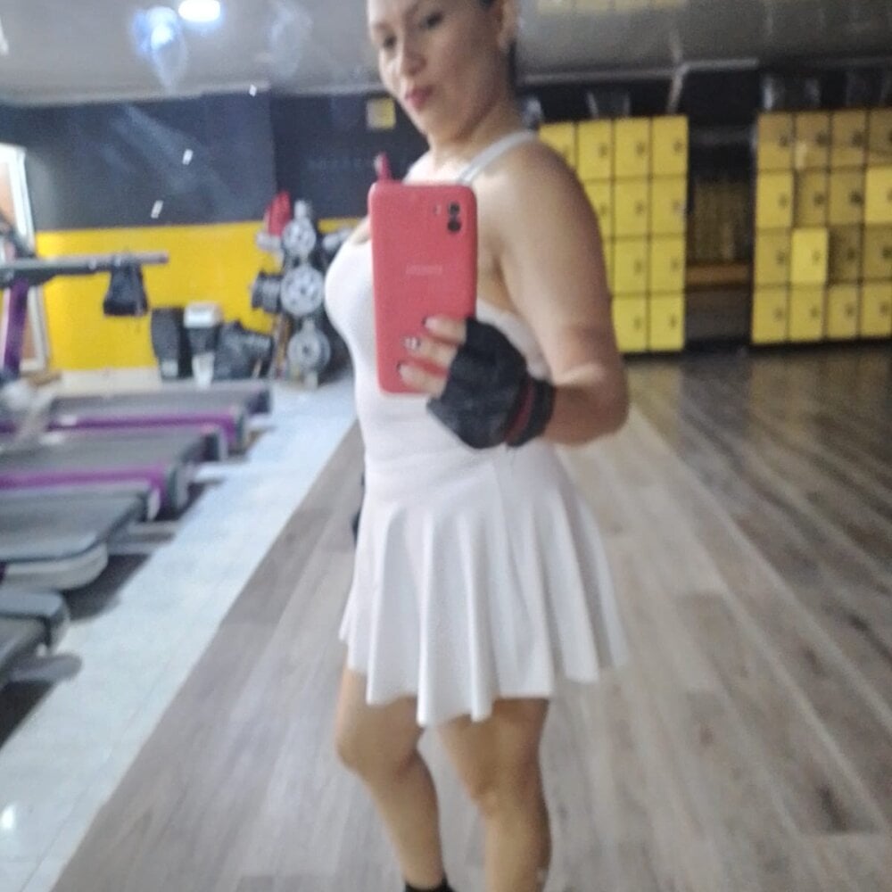 adelgey_michell from stripchat
