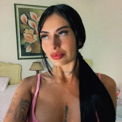 Saraa_cherry Female Stripteaseyoung Live Webcam Porn