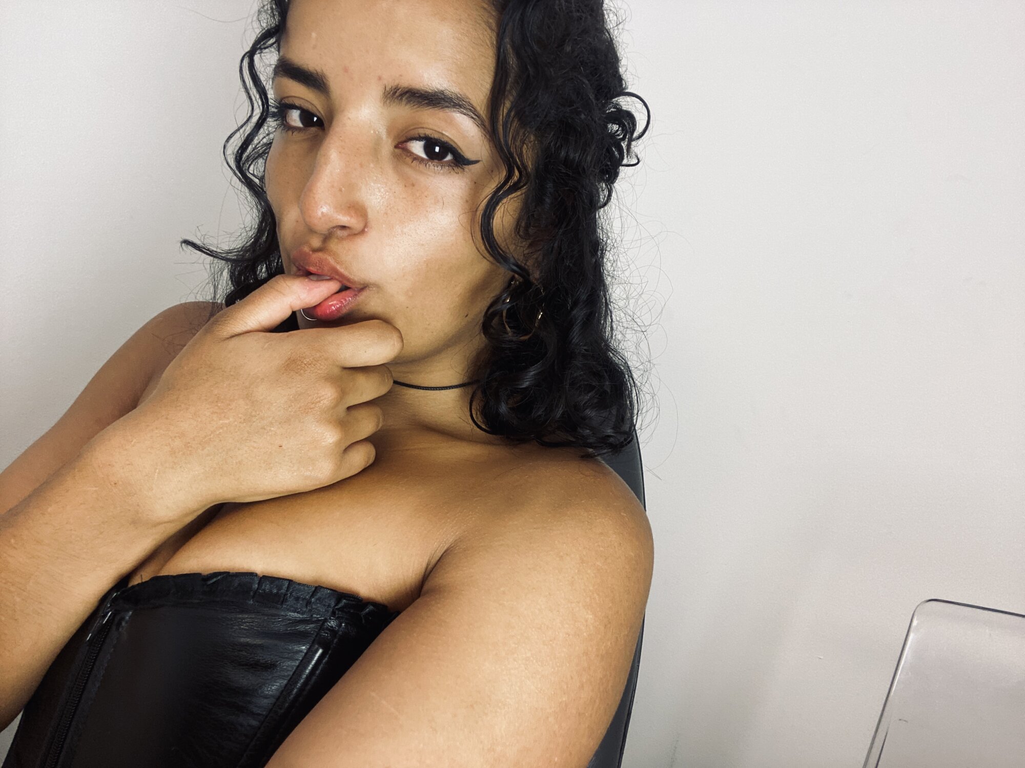 luna_bent