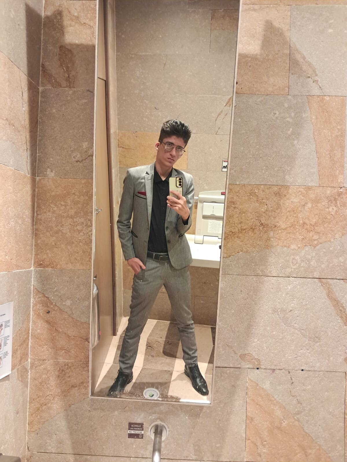 maax_Johnson