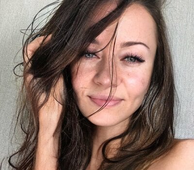 Elfaelle - Stripchat Lovense Blowjob Cam2cam Girl 