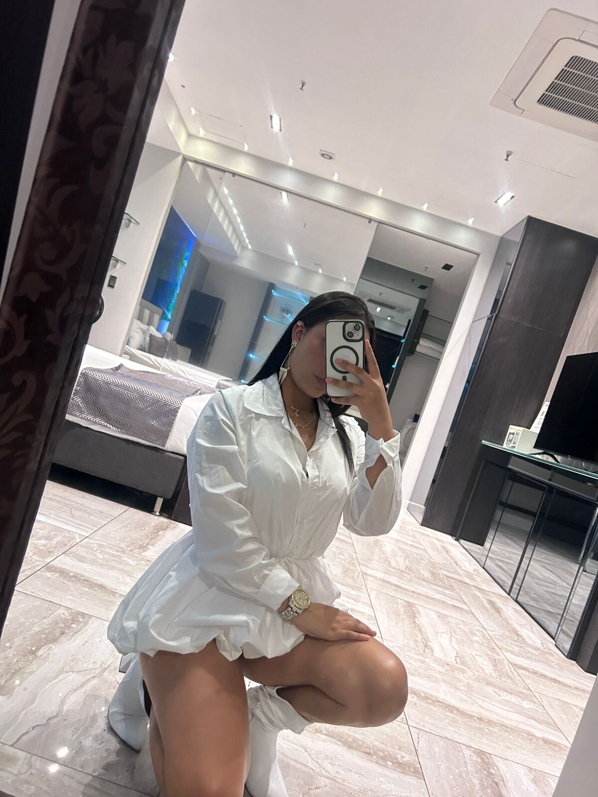 Caroline_Velnova_aws