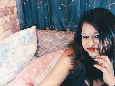 adult live chat Indian Glitter