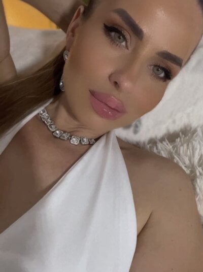 Ksenia-7 private show