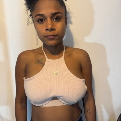 Sophia_June