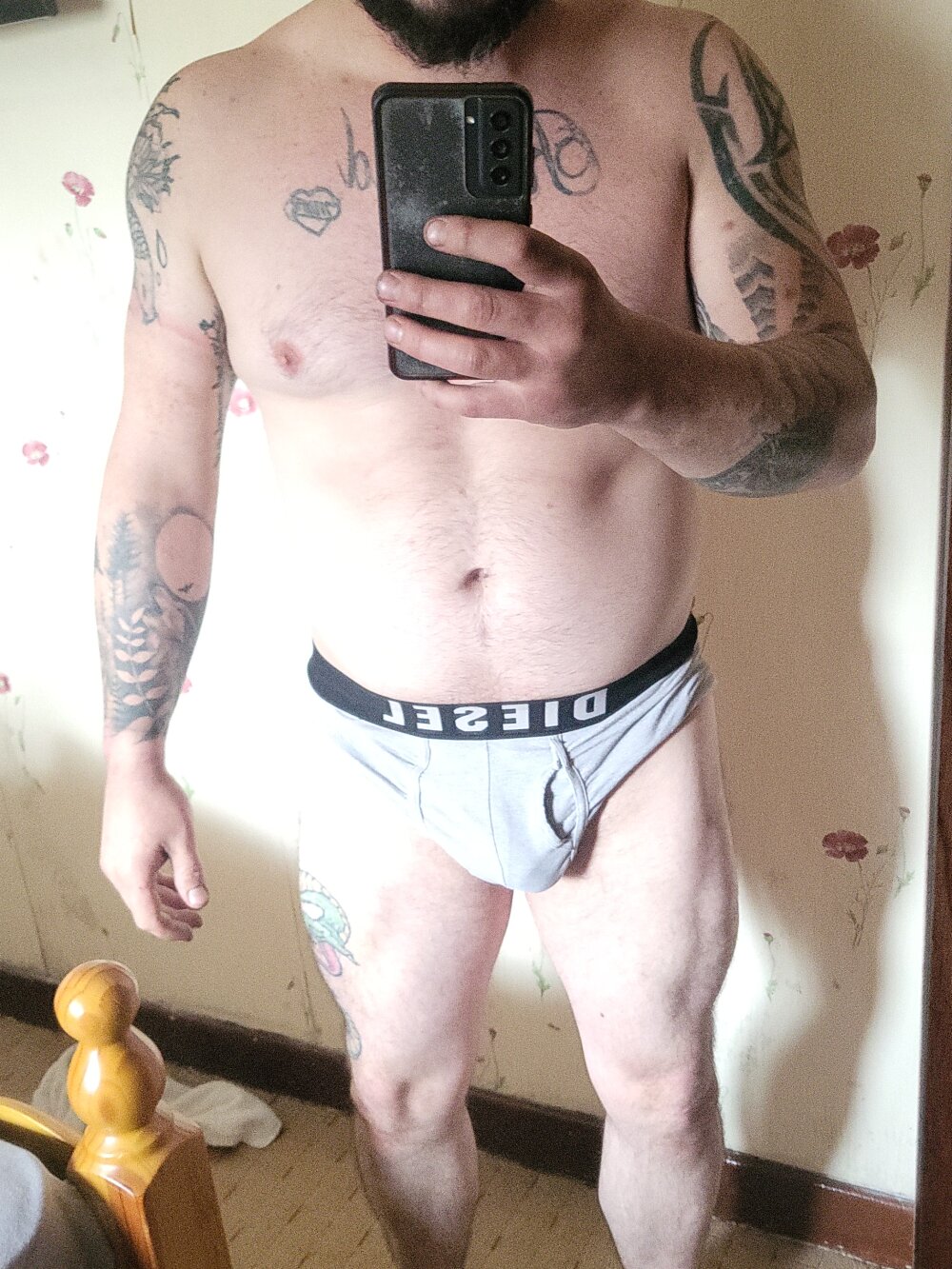 irish_nev's Offline XXX Chat