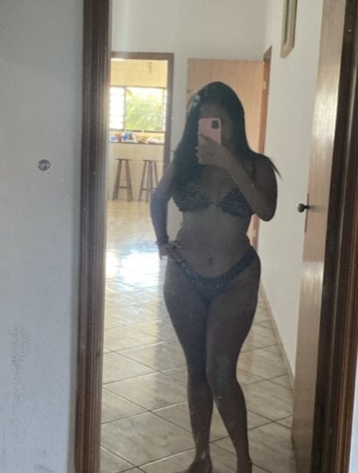 Meninanova02