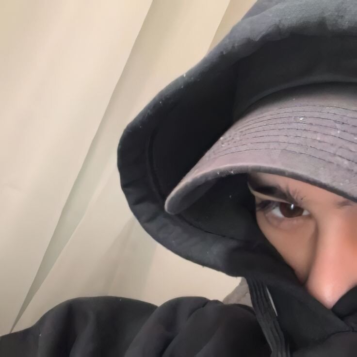 aron_black_ from stripchat