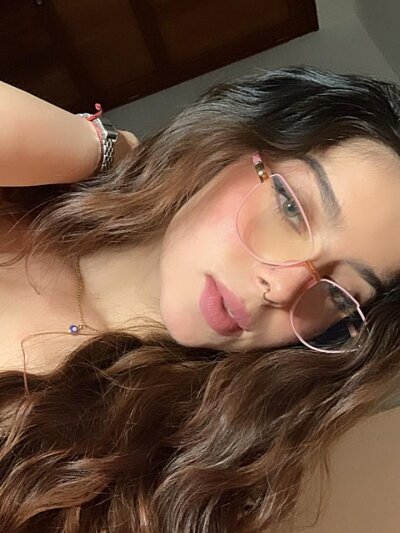 Cloe_Marz 👢 adult chat