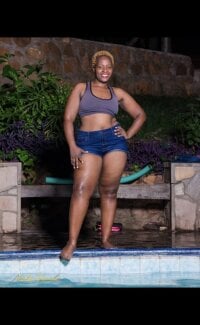 wild_melanin's Offline Chat Room