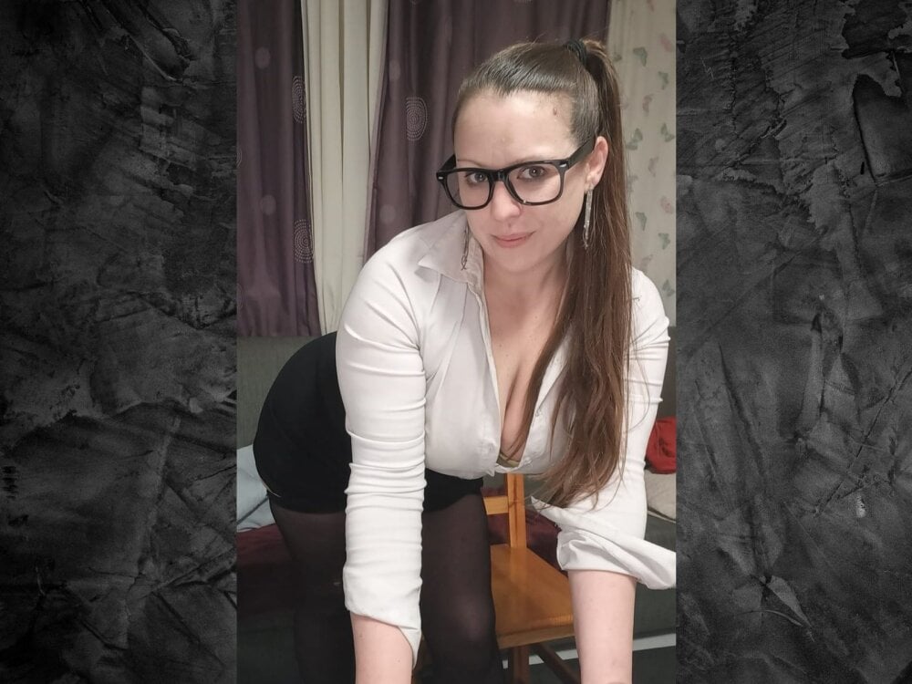 Naughty_MILF_Manza profile