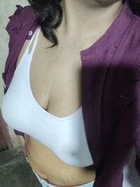 sapna_kaur's webcam live show