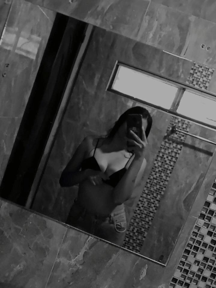 Emmawh profile