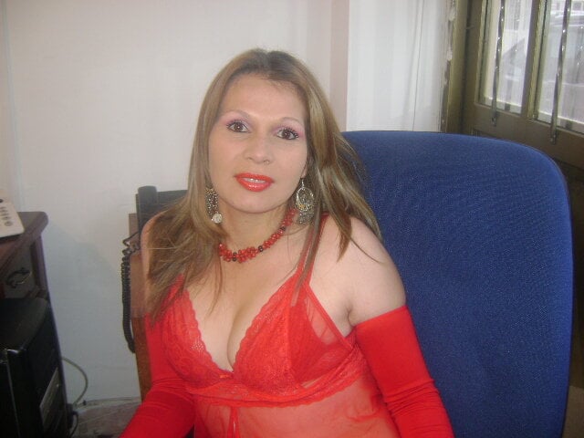 SamyFlowers' Offline XXX Chat