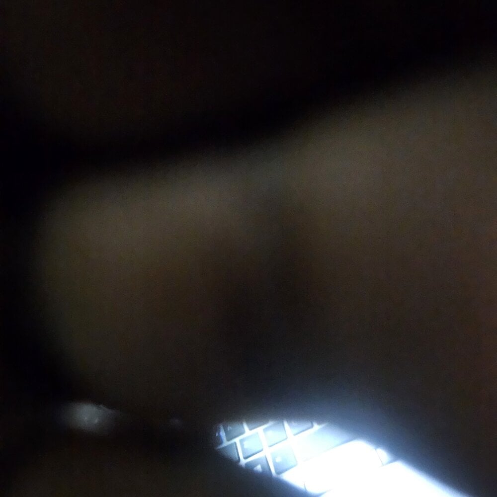 AnnaGLO's Offline XXX Chat