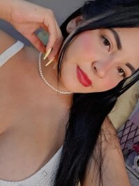 Luna_mia_1's Live Webcam Show