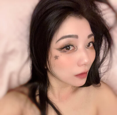 whitecatwoman 🦃 online sex chat