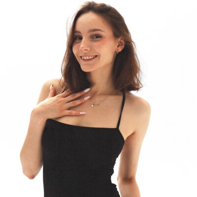 LoisAyrtone Female New Live Webcam Chat
