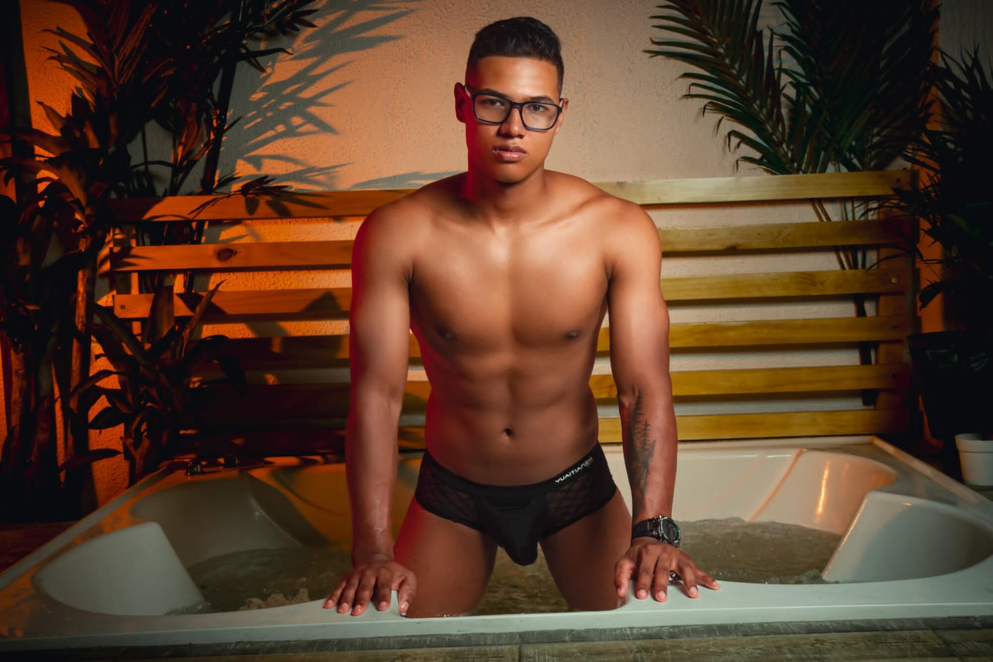 Darren_hot2