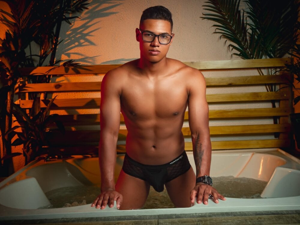 Darren_hot2 profile