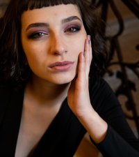 BobbieJen's Offline Chat Room