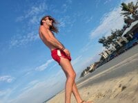 MWCumDump's webcam live show