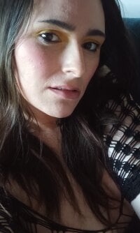 Hottiedelilah's Offline XXX Chat