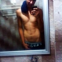 Yasahel33's webcam live show