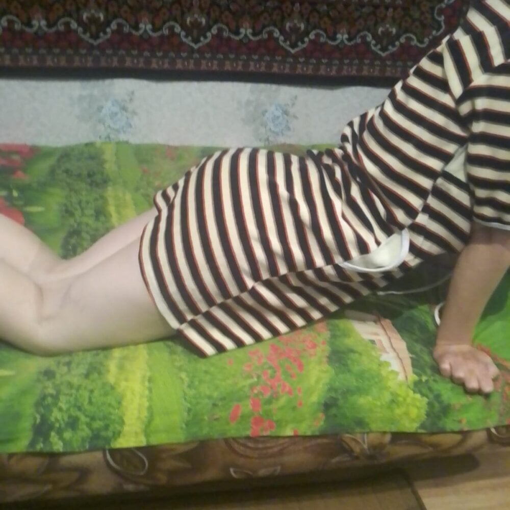 Live sex webcam photo for Amber_Kissy #288190848