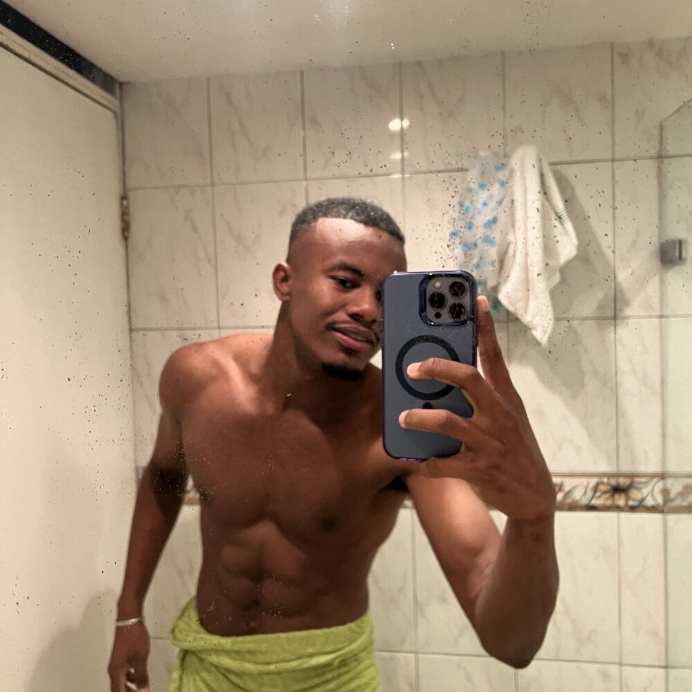 chico2246 Chat XXX offline