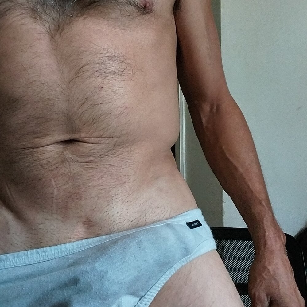 horny4youto from stripchat