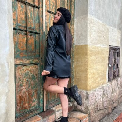 Emilia_Broown