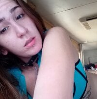 halobabe7620's Live Sex Cam Show