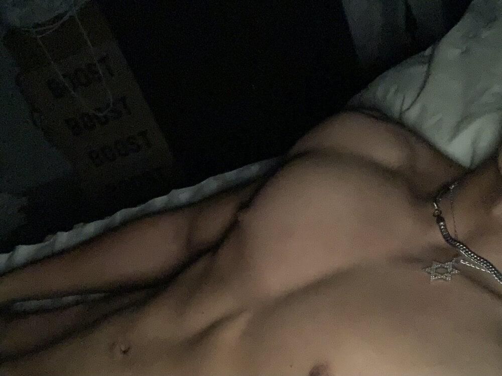humbert211 from stripchat