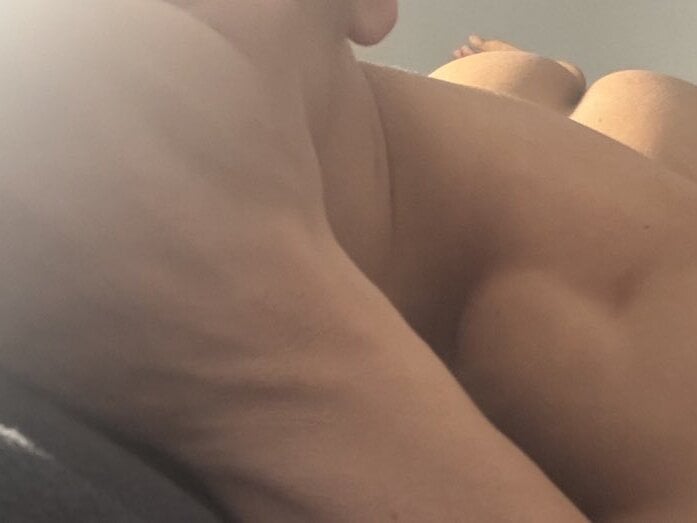 yeigonzalez from stripchat