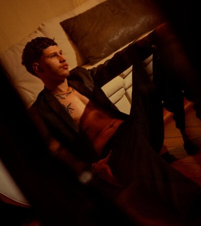 Michael_connor