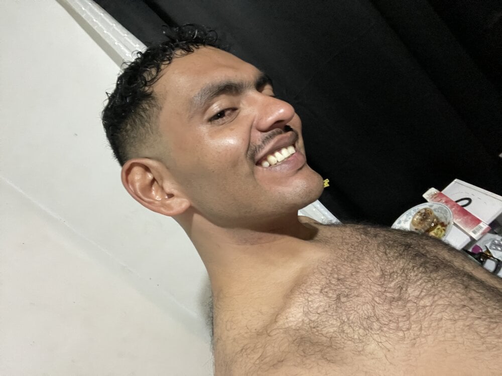 areyesp40's Offline XXX Chat