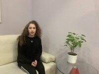 debora_lion's Offline Chat Room