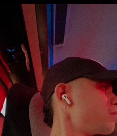 anniandluis from stripchat