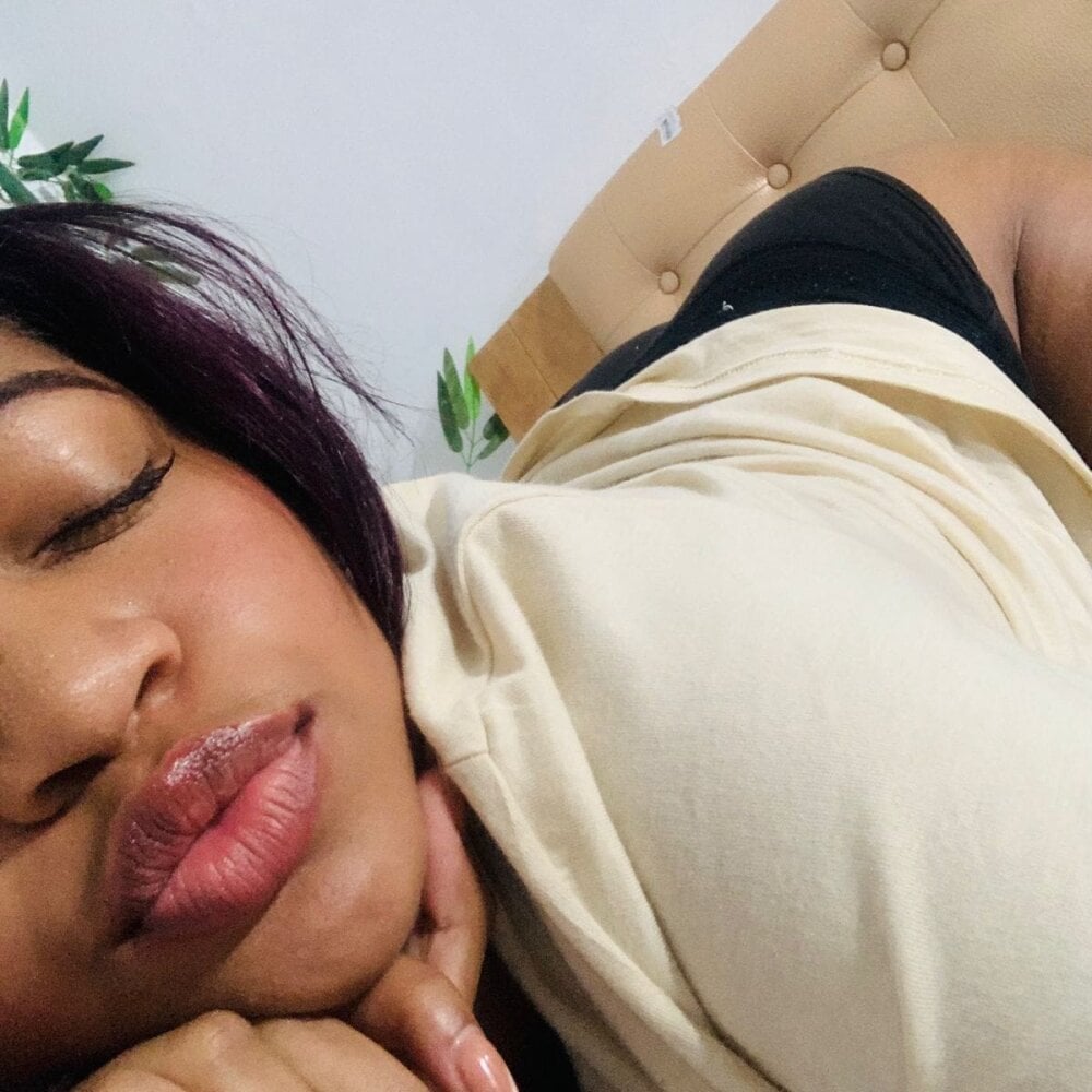 iluvcams.com dakotabruntt livesex profile in other cams