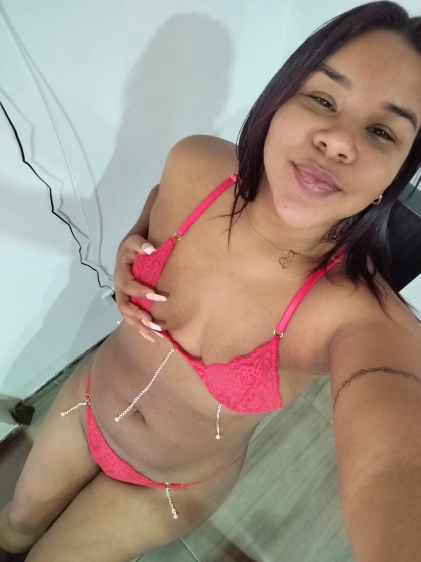 Ari_Fist_