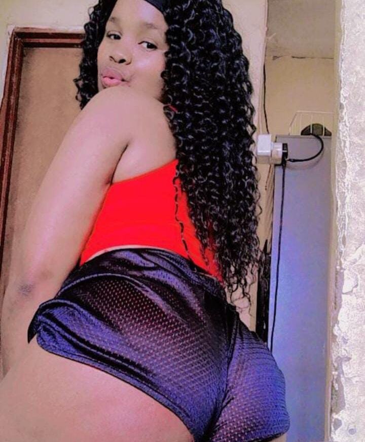Ebonybustym4u profile