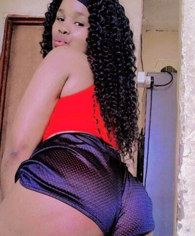 ebonybustym4u from stripchat
