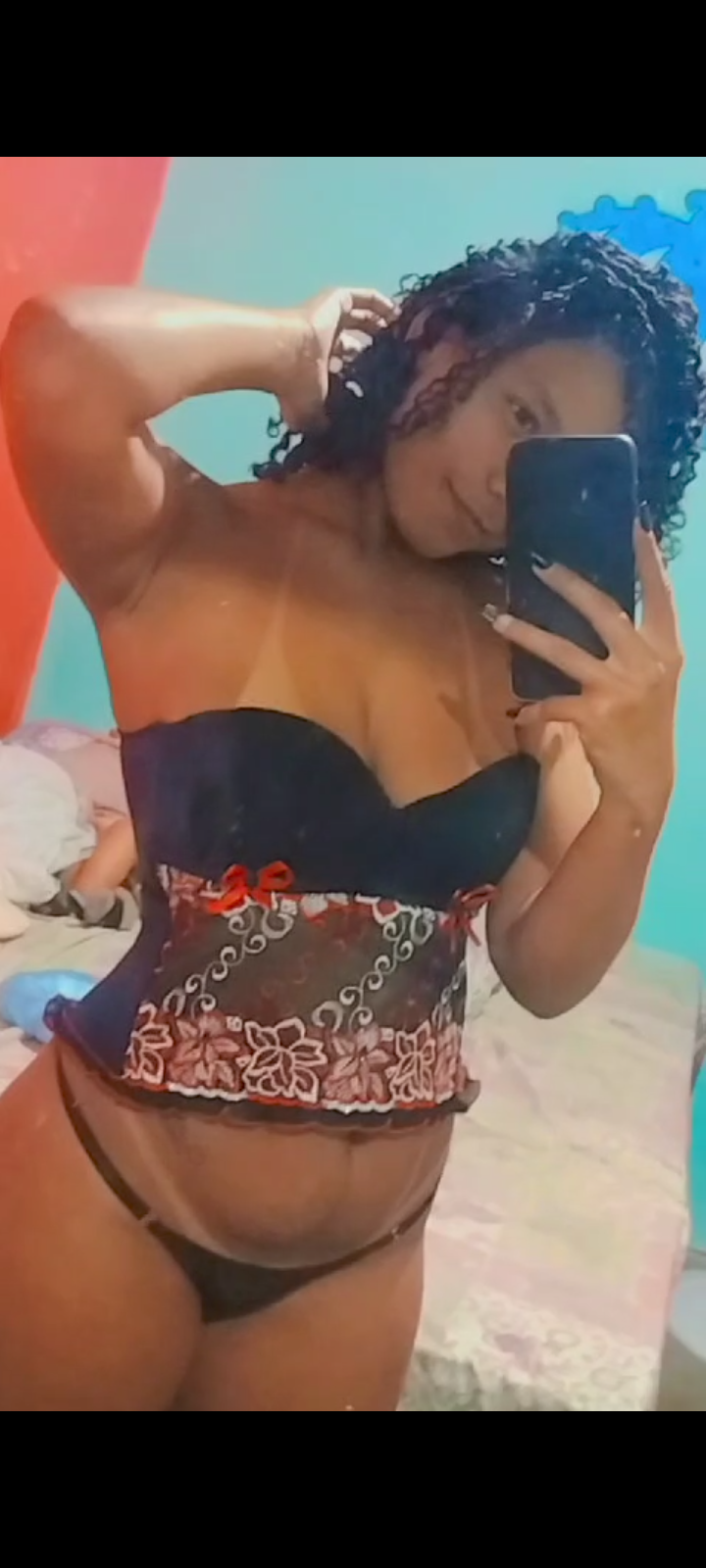 Tua_gataa