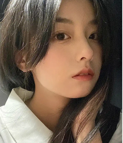 Yiyimeimei profile