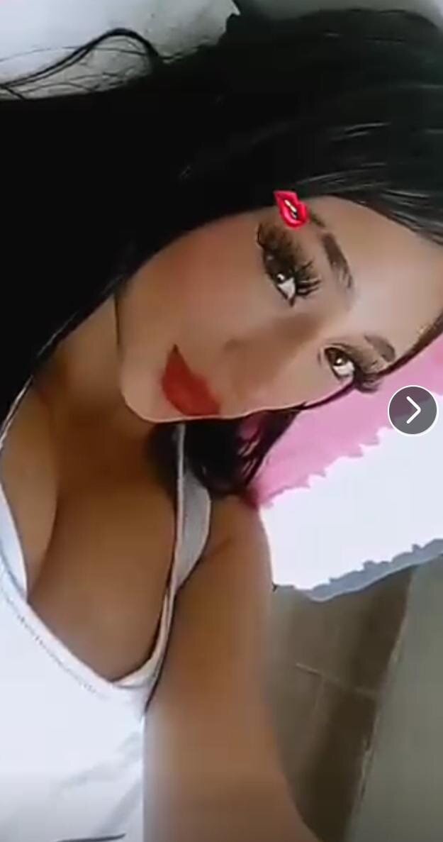 victoria_white202