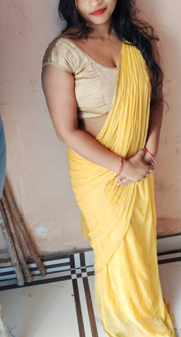 Hot_Riya33A