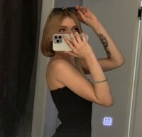 jeansharp's webcam live show