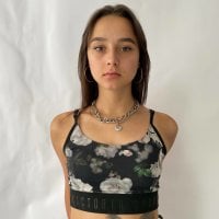 TrishaSmit's Offline Chat Room