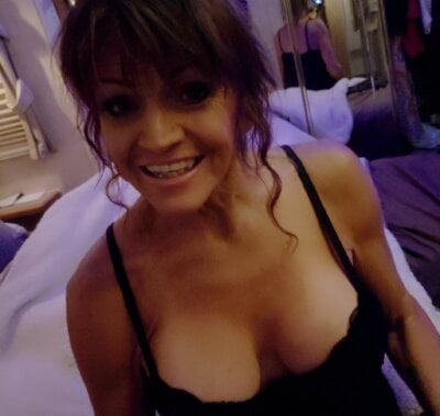 annika_lately private show